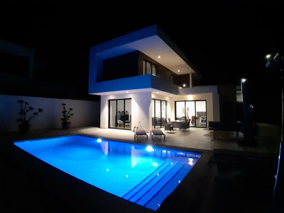Villa La Mariña المظهر الخارجي الصورة